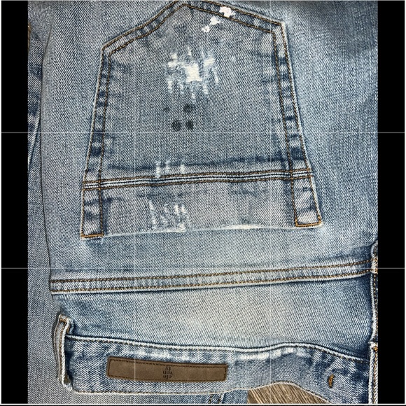 ELEVENTY Jeans. 30x32 - Picture 3 of 4